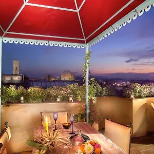 Boutique Antica Johlea Couette-café
